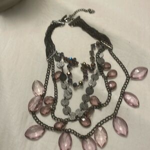 🩷4 layers of necklace with different strands🩷